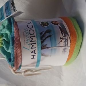 NWT Hammock- Tree Anchored Lounge Hammock in a storage bag